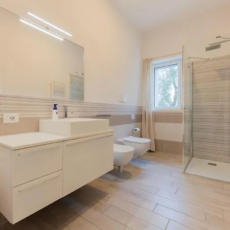 公寓 La Maison Blanche-1 By Interhome